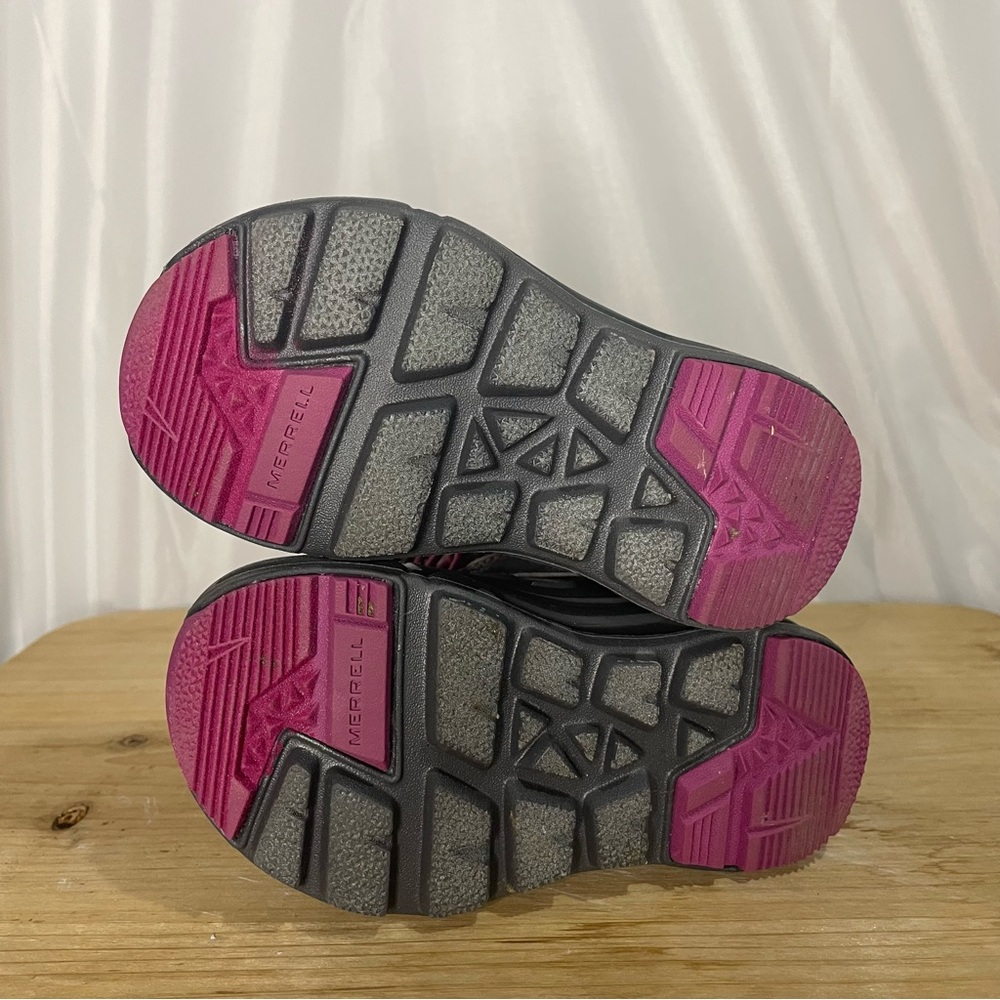 Merrell Toddler Size 7 Winter Boots - Picture 5 of 7